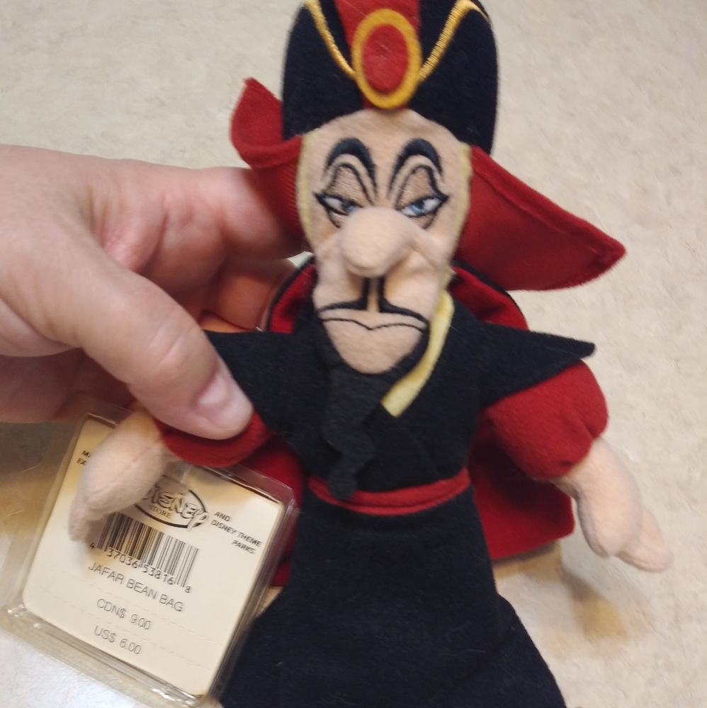 Exclusive Disney Plush NWT Jafar